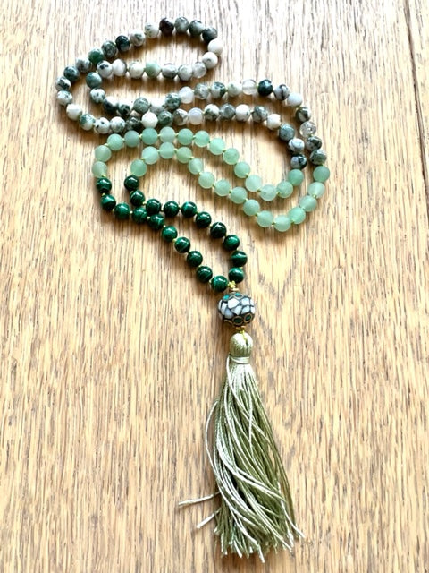 Manifesting Abundance Mala, Tree Agate, Aventurine, Malachite and Mother of Pearl